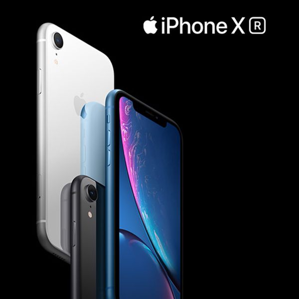 iPhone Xr i alle tre fargene hvit, blå og svart