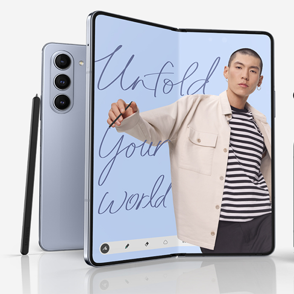 Galaxy Z Fold5 i åpen modus