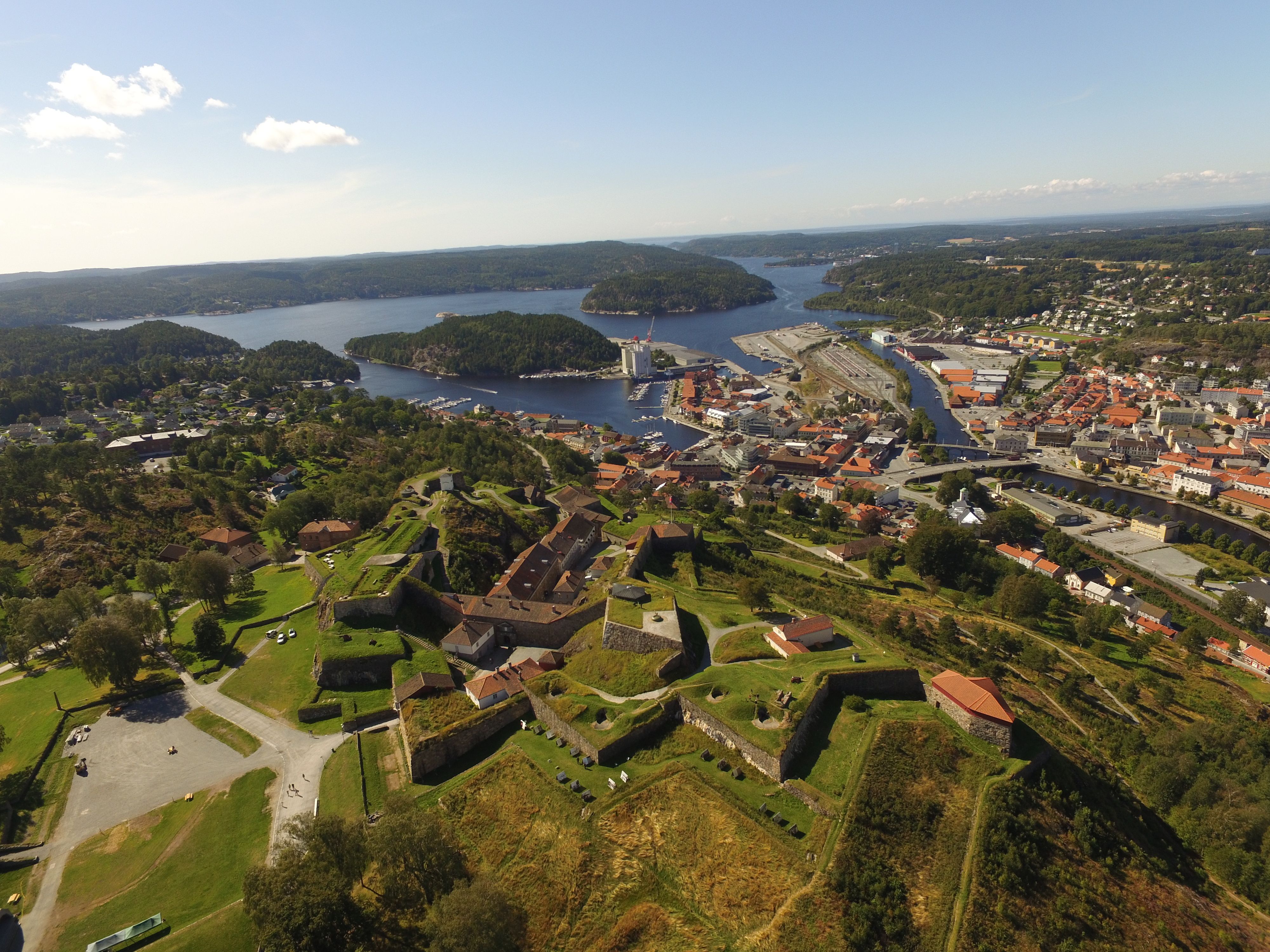 Halden fra luften