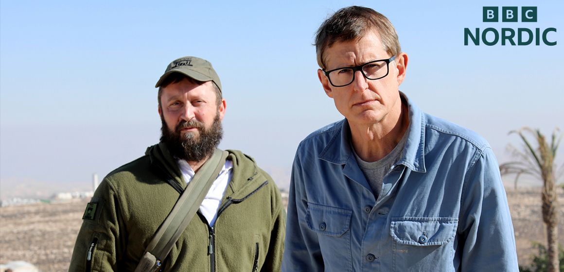 Bilde fra BBC Nordic-dokumentaren Louis Theroux: The Settlers.