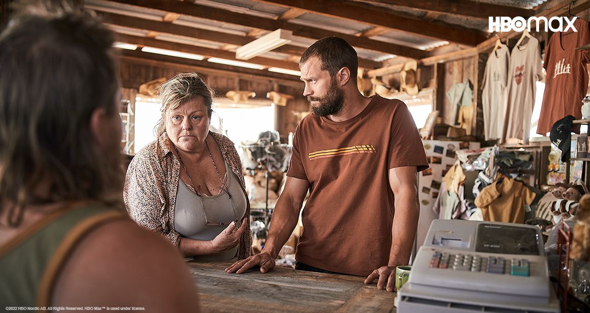 Bilde fra The Tourist på HBO Max.