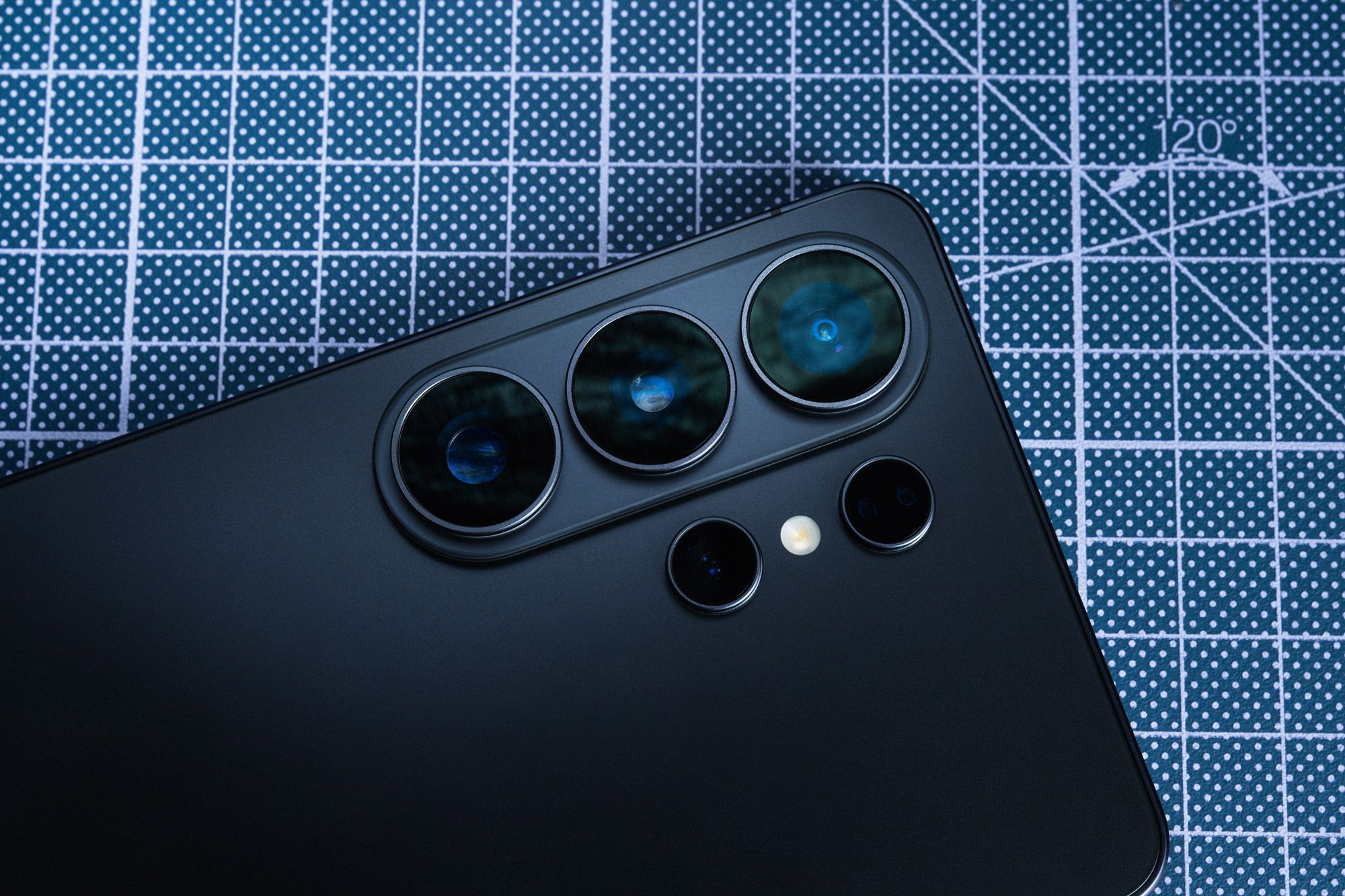 Test av Samsung Galaxy S26 Ultra, med fantastiske kameraer