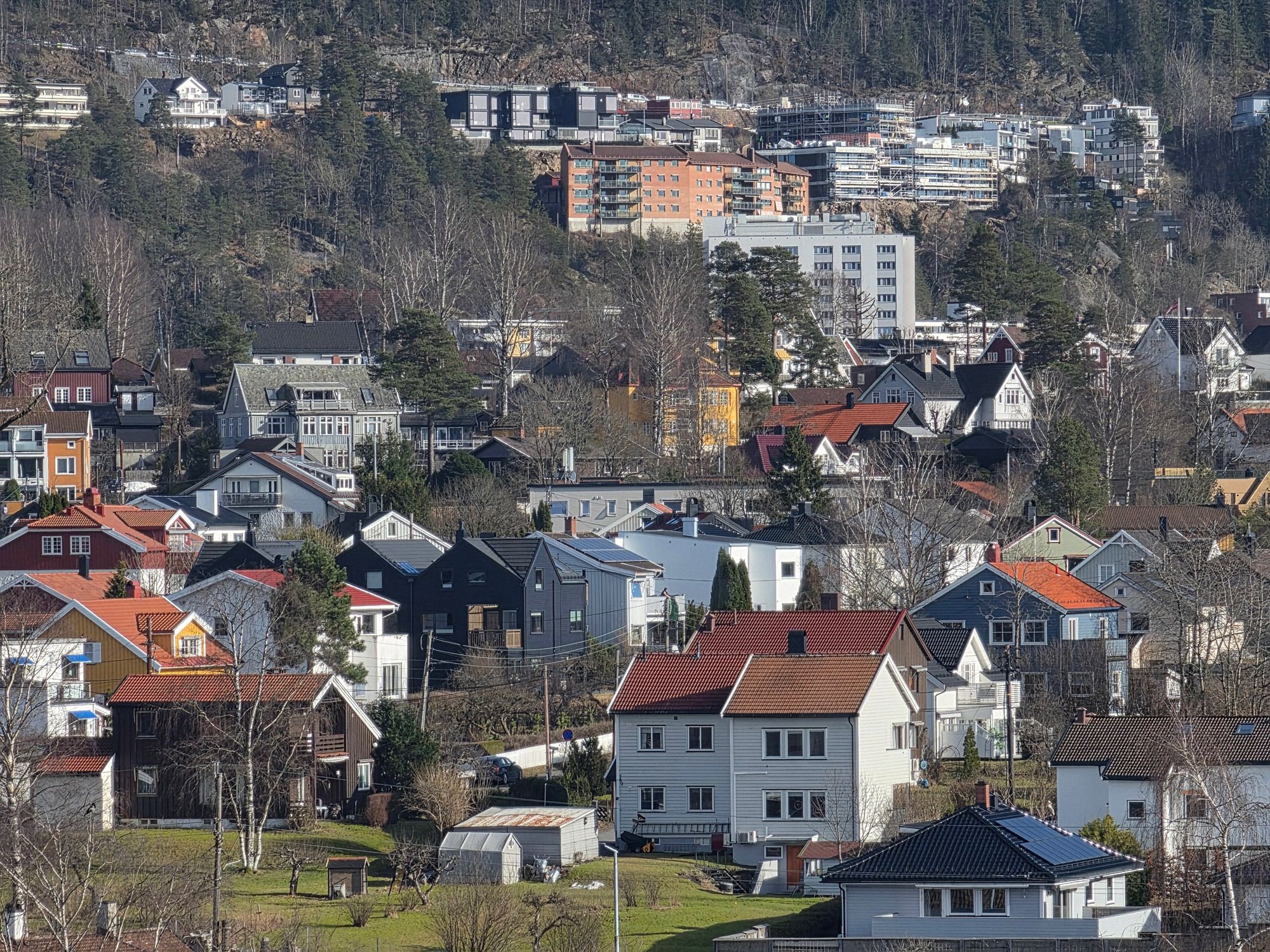 Test av Samsung Galaxy S26 Ultra, zoomet inn med full optisk zoom.