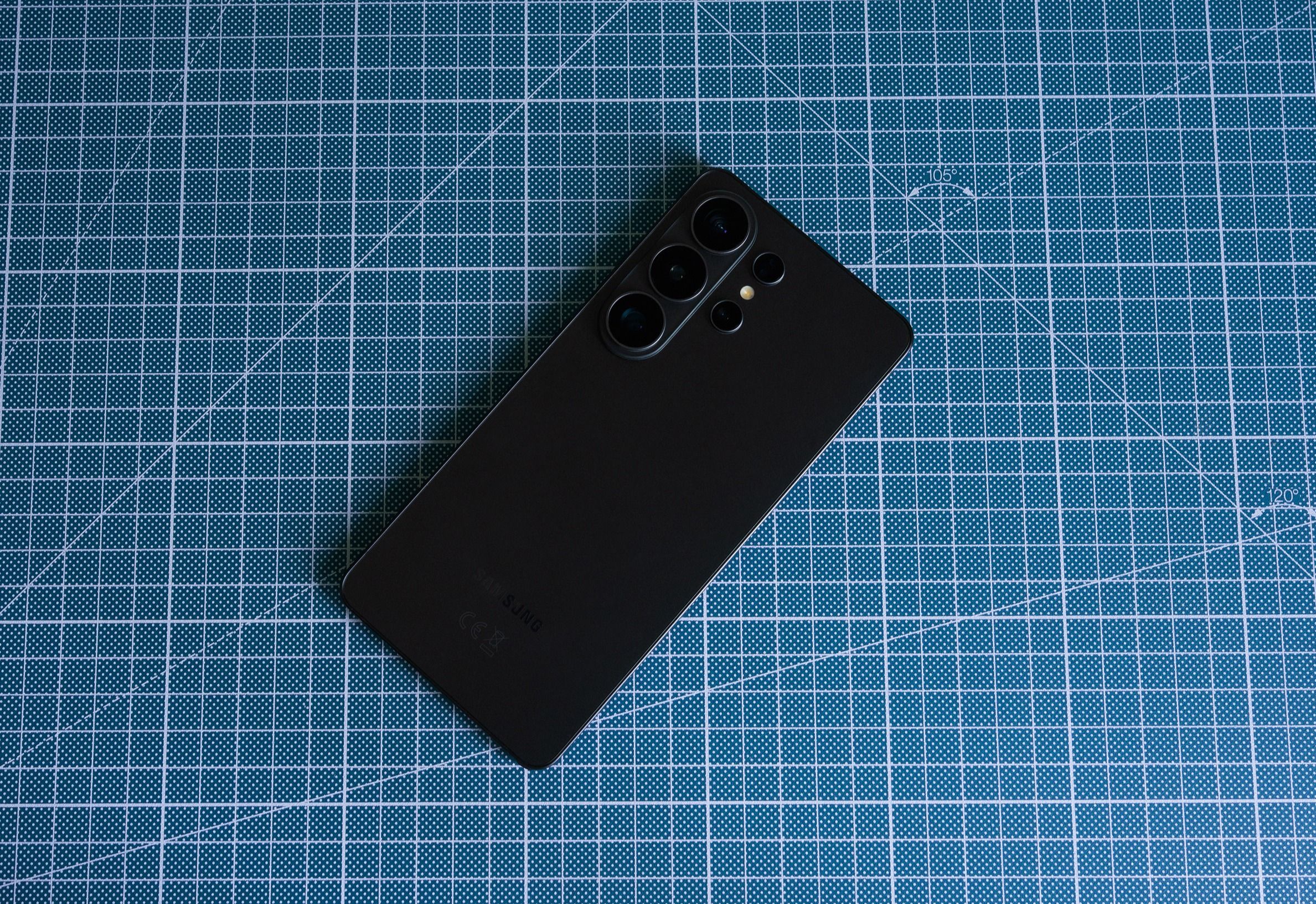 Test av Samsung Galaxy S26 Ultra, som lader raskere og ikke blir for varm