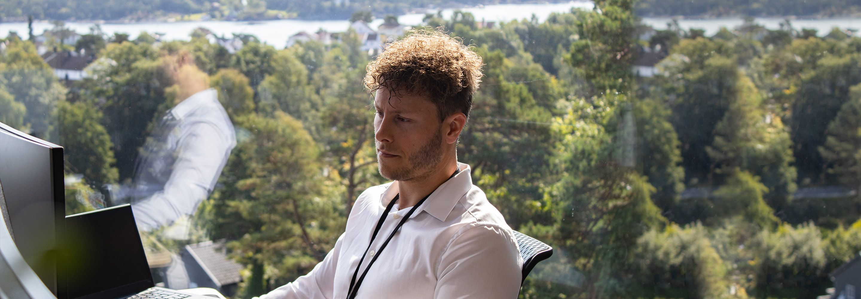 Endre synes han har det fineste kontoret i landet med utsikt over skjærgåreden
