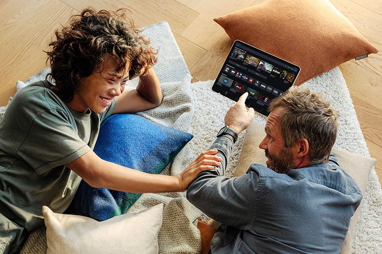 Far og sønn på iPad